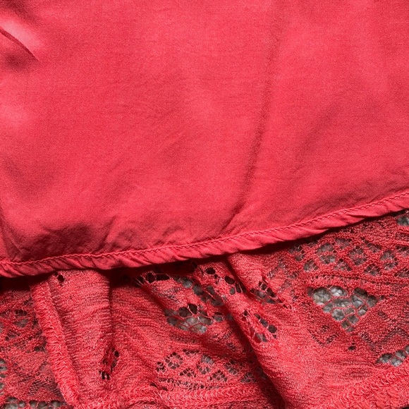 SALE! Lace Flowing Sexy Halter Top in Gorgeous Coral Color Sz M EUC! - Picture 6 of 9